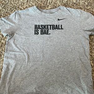 Girls XL basketball tee